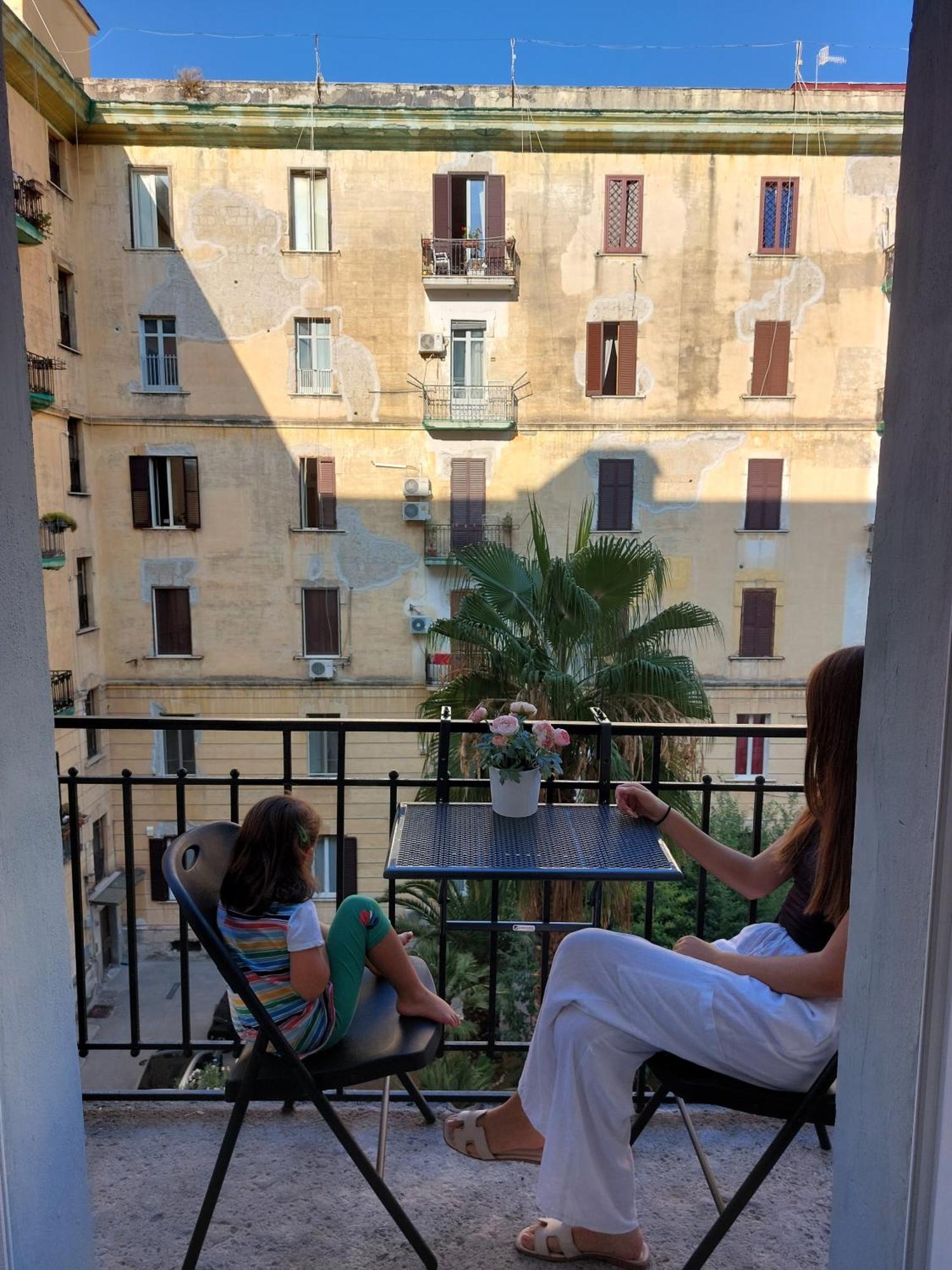 Rosa Monastery Apartment Napoli Bagian luar foto